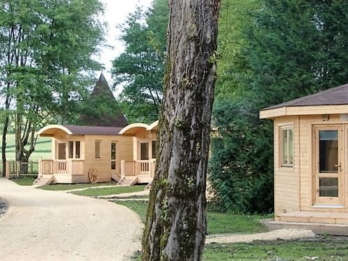Le Petit Robinson Hotel Champvert Exterior foto